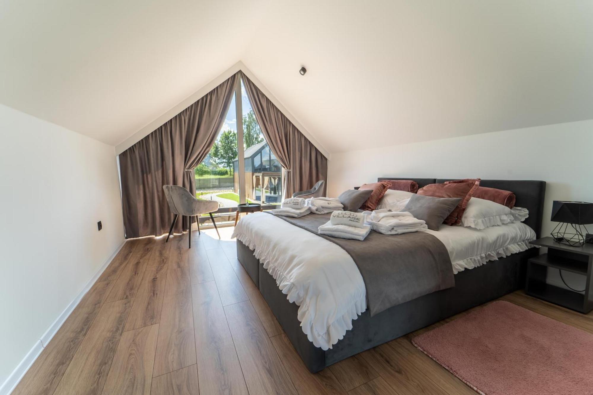 Village Resort Sauna & Jacuzzi & Netflix Tworkowa Room photo